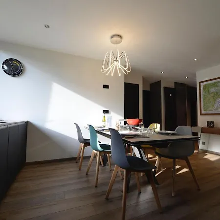 T4 Renove Avec Vue Mont-blanc, 4 Etoiles, Proche Centre, Parking - Fr-1-507-62 아파트 샤모니